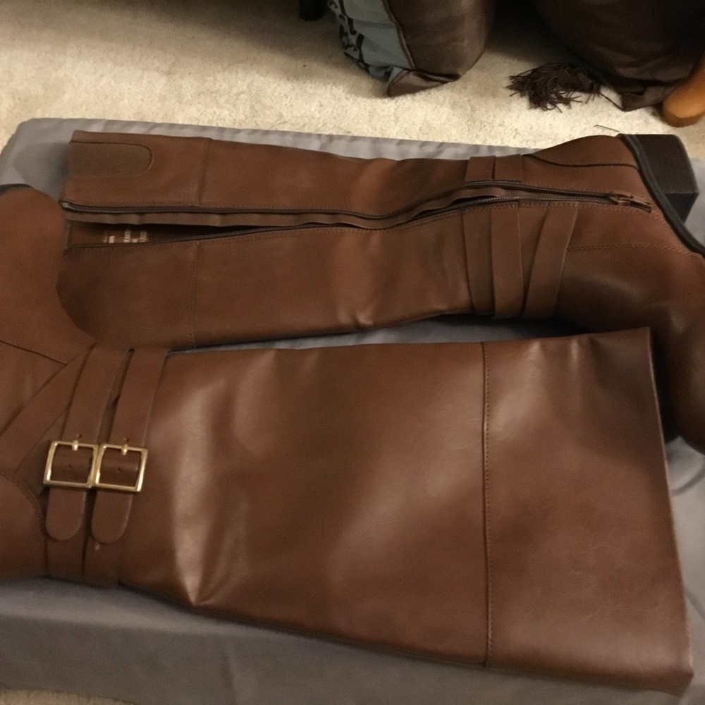 Brown Arizona boots
